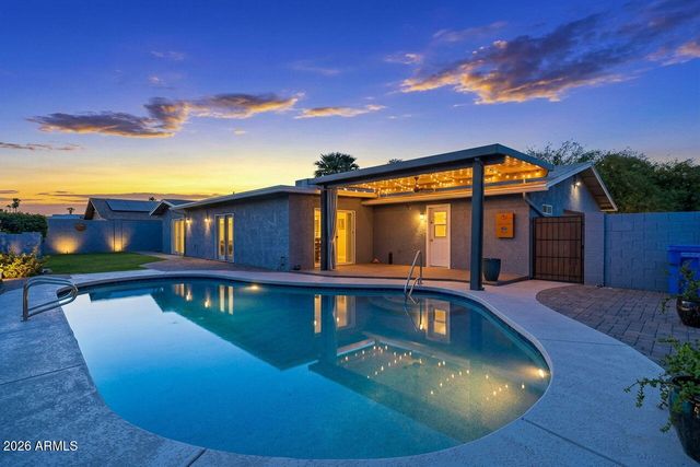 12616 N 28TH Place, Phoenix, AZ 85032