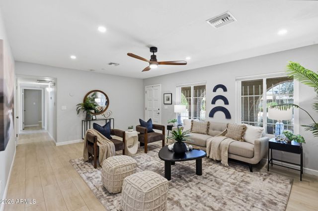 12616 N 28TH Place, Phoenix, AZ 85032