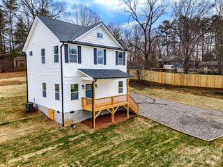 139 Old NC 20 Highway, Alexander, NC 28701