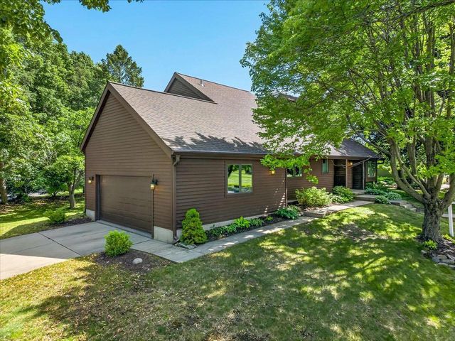 7301 Sawmill Road, Madison, WI 53717