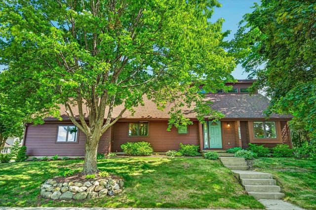 7301 Sawmill Road, Madison, WI 53717