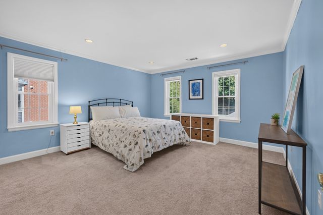 20.0 N Stone Mill Dr 1026, Dedham, MA 02026