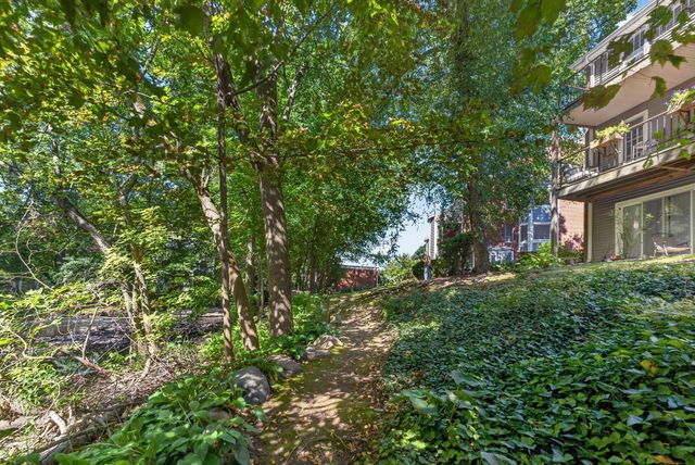 20.0 N Stone Mill Dr 1026, Dedham, MA 02026
