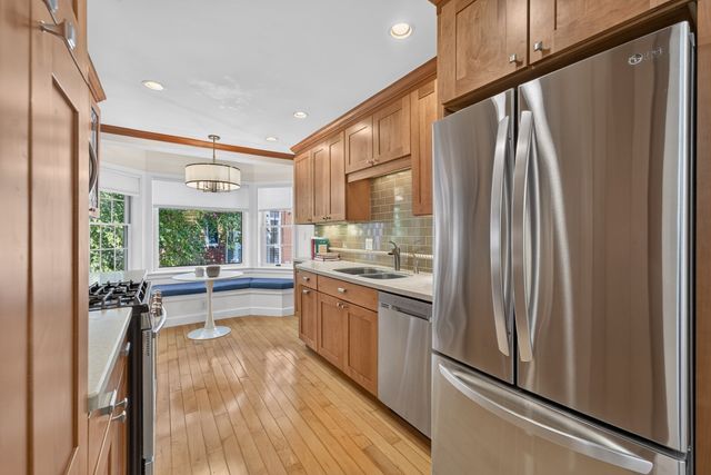 20.0 N Stone Mill Dr 1026, Dedham, MA 02026