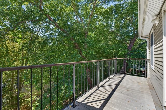 20.0 N Stone Mill Dr 1026, Dedham, MA 02026