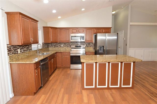 10248 107TH AVENUE N, Largo, FL 33773