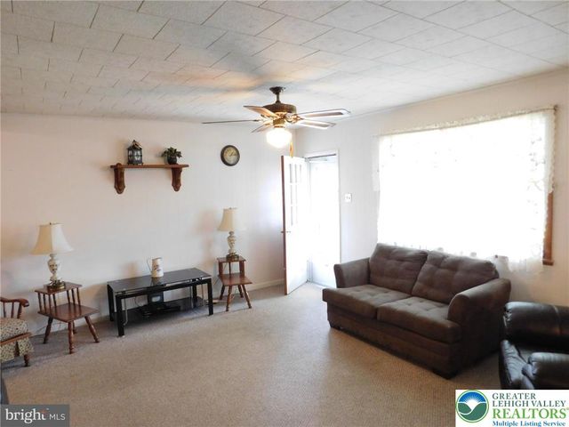 365 West Patterson Street West, Lansford Boro, PA 18232