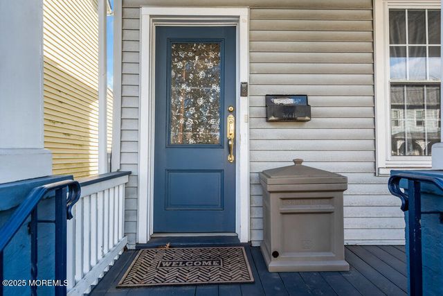 128 Monmouth Street, Hightstown, NJ 08520