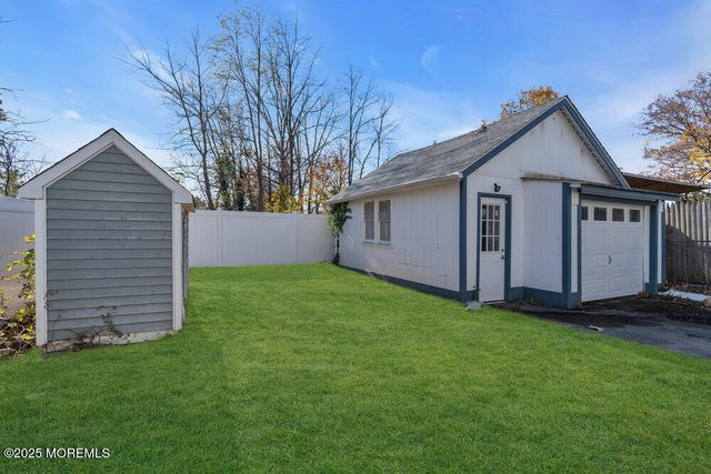 128 Monmouth Street, Hightstown, NJ 08520