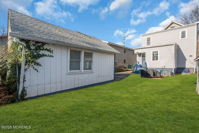 128 Monmouth Street, Hightstown, NJ 08520