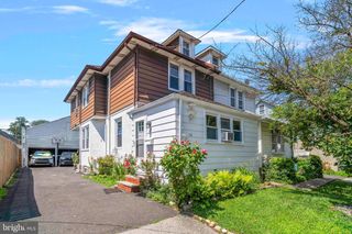 914 TOWNSHIP LINE RD, Elkins Park, PA 19027