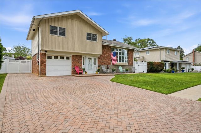1853 Decatur Avenue, North Bellmore, NY 11710