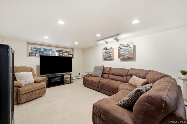 1853 Decatur Avenue, North Bellmore, NY 11710