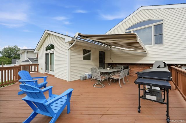 1853 Decatur Avenue, North Bellmore, NY 11710