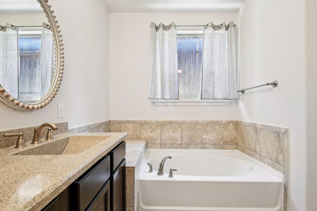 2244 Hilltop Climb DR, Leander, TX 78641