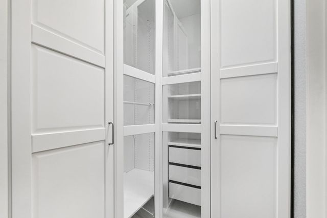 2244 Hilltop Climb DR, Leander, TX 78641