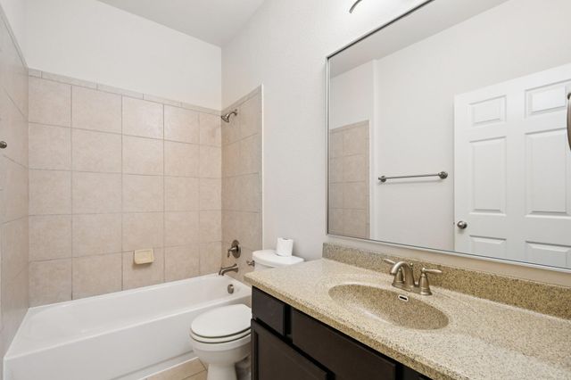 2244 Hilltop Climb DR, Leander, TX 78641