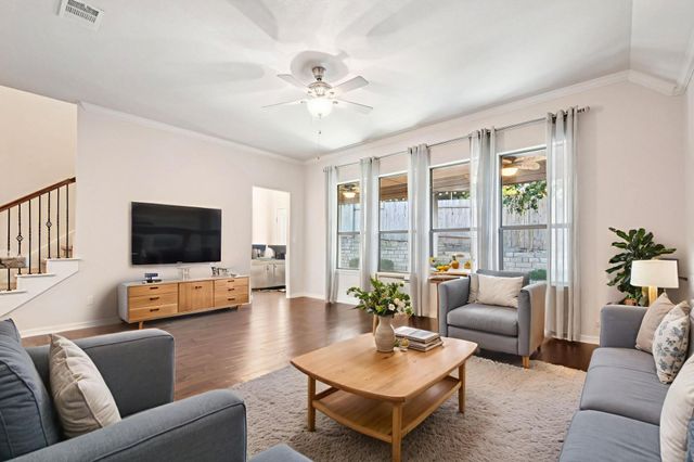 2244 Hilltop Climb DR, Leander, TX 78641