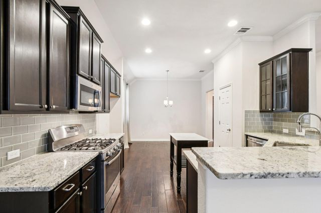 2244 Hilltop Climb DR, Leander, TX 78641