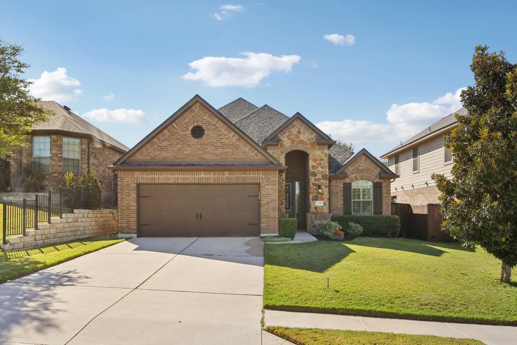 2244 Hilltop Climb DR, Leander, TX 78641