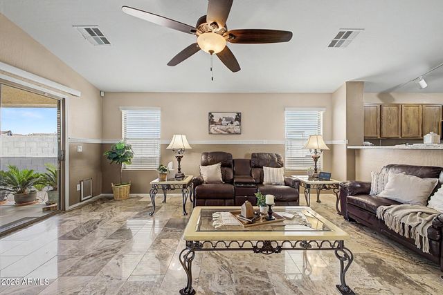 18236 W MISSION Lane, Waddell, AZ 85355