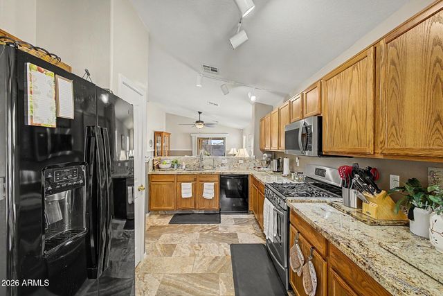 18236 W MISSION Lane, Waddell, AZ 85355