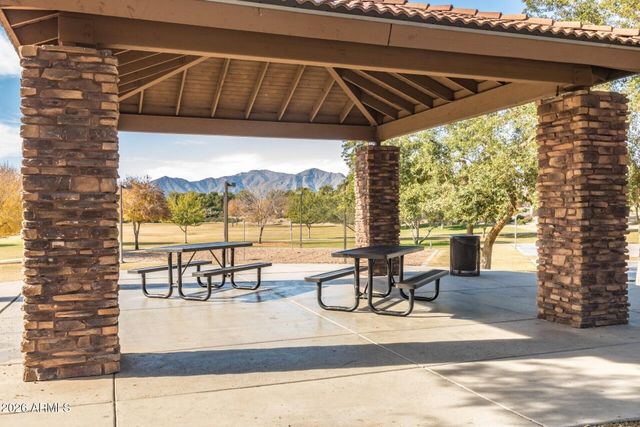 18236 W MISSION Lane, Waddell, AZ 85355