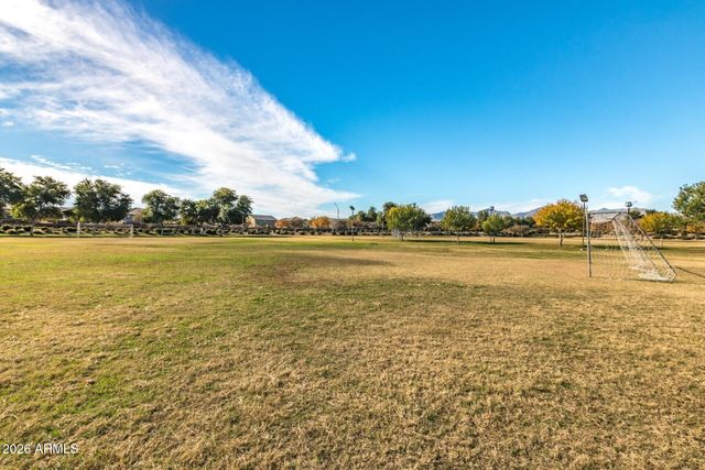 18236 W MISSION Lane, Waddell, AZ 85355