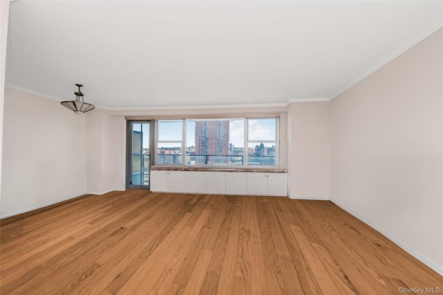 2500 Johnson Avenue 3S, Bronx, NY 10463