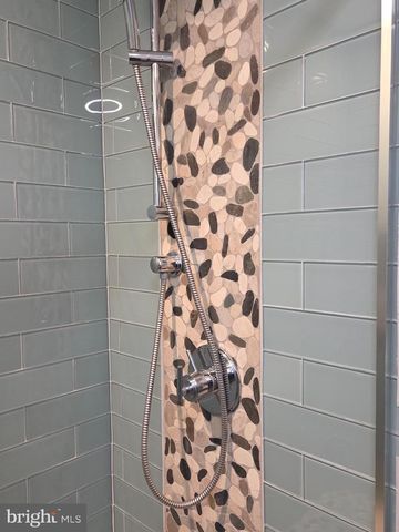 539 W KINGS HWY W, Audubon, NJ 08106