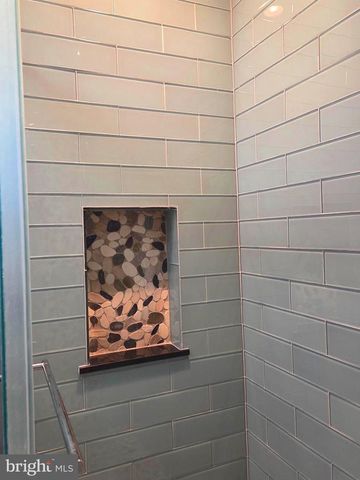 539 W KINGS HWY W, Audubon, NJ 08106