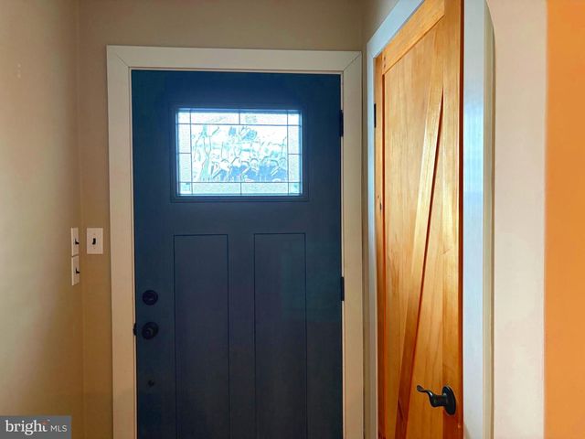 539 W KINGS HWY W, Audubon, NJ 08106