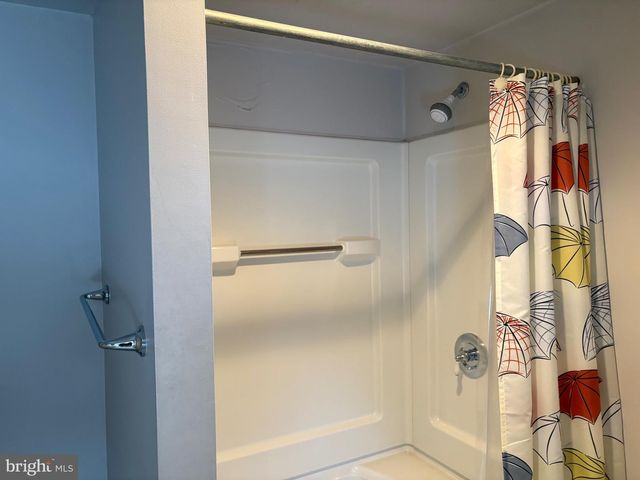 539 W KINGS HWY W, Audubon, NJ 08106