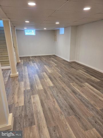 539 W KINGS HWY W, Audubon, NJ 08106