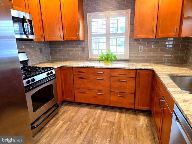 539 W KINGS HWY W, Audubon, NJ 08106