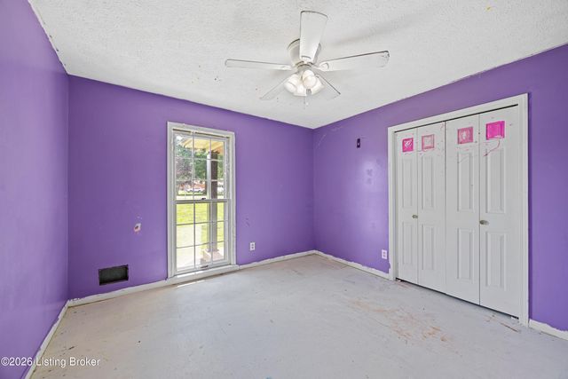 3821 Scenic Trail, Shepherdsville, KY 40165