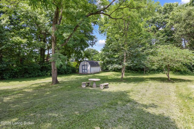 3821 Scenic Trail, Shepherdsville, KY 40165