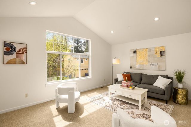 7614 NE 169th Lane, Kenmore, WA 98028