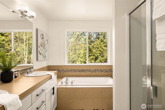 7614 NE 169th Lane, Kenmore, WA 98028