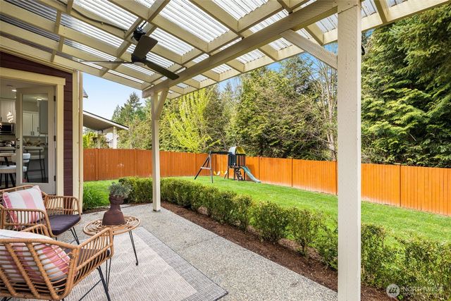 7614 NE 169th Lane, Kenmore, WA 98028