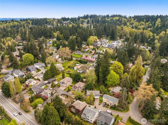 7614 NE 169th Lane, Kenmore, WA 98028