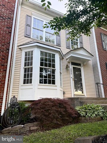 8972 BENCHMARK LN, Bristow, VA 20136