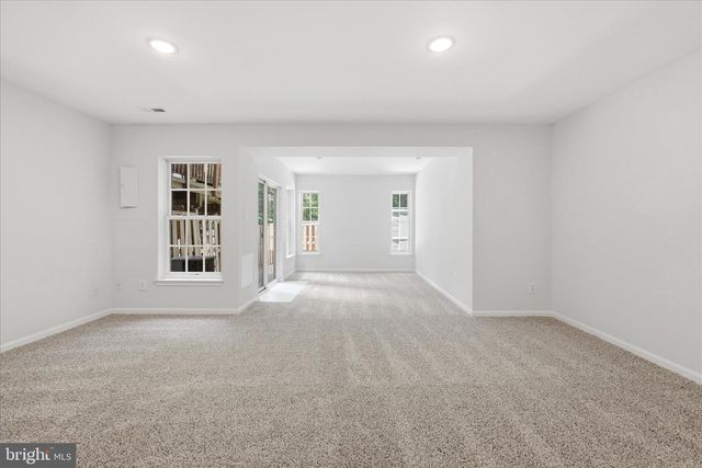 8972 BENCHMARK LN, Bristow, VA 20136