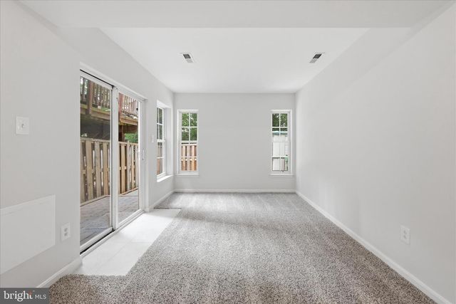 8972 BENCHMARK LN, Bristow, VA 20136