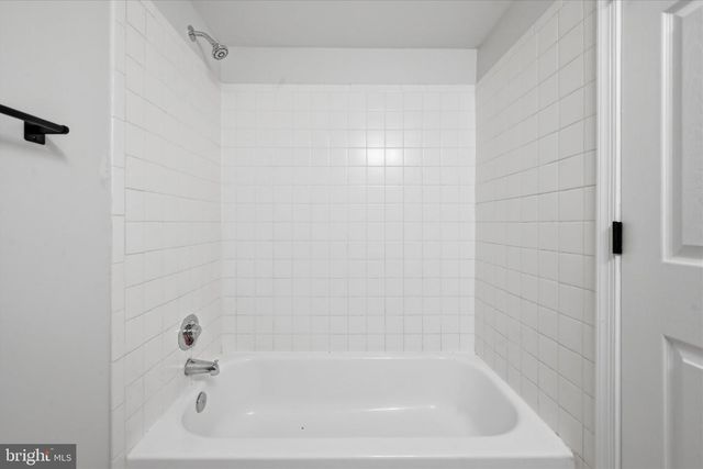 8972 BENCHMARK LN, Bristow, VA 20136