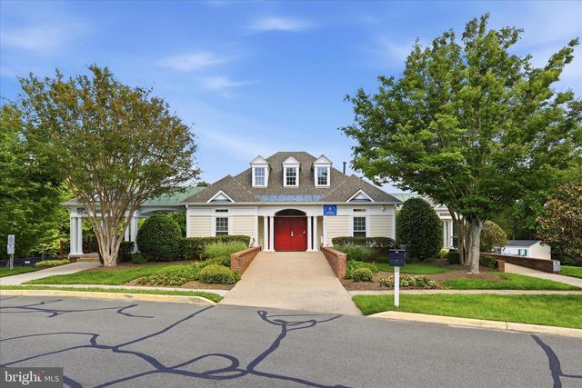 8972 BENCHMARK LN, Bristow, VA 20136