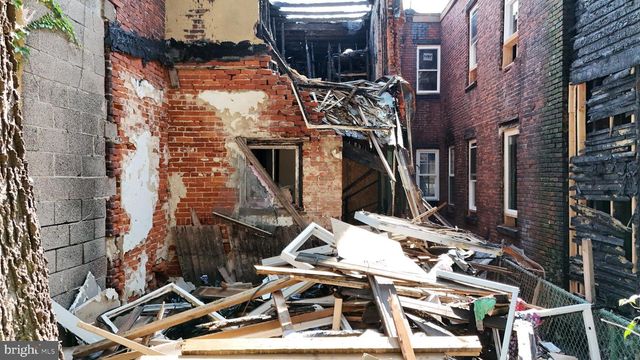 803 PRINCETON AVE, Camden, NJ 08103