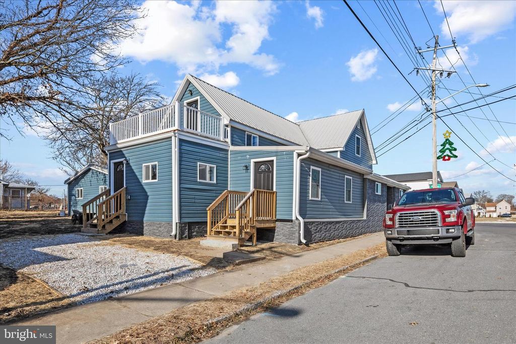 126 N MAIN ST, Bridgeville, DE 19933