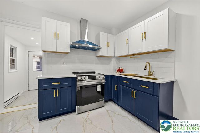 43 Evergreen Street, Nazareth Boro, PA 18064