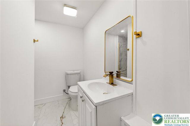 43 Evergreen Street, Nazareth Boro, PA 18064